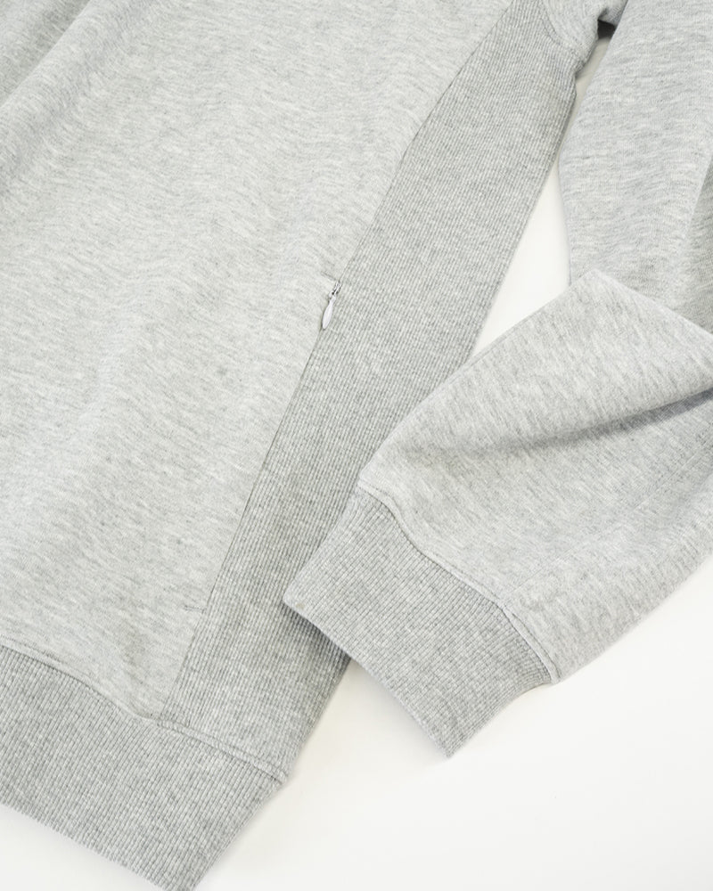 クルーネックスウェット