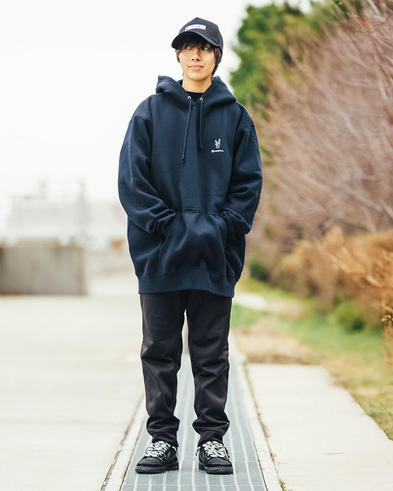 ハンドサインフーディー