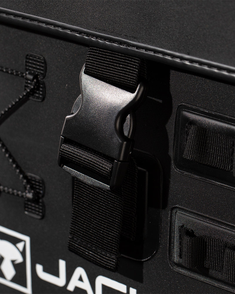 Tackle container R [black] M size (no rod holder)